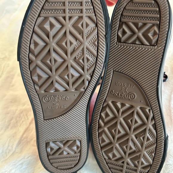 NWIB kids Converse yin-yang Chuck Taylor high tops - Picture 5 of 5